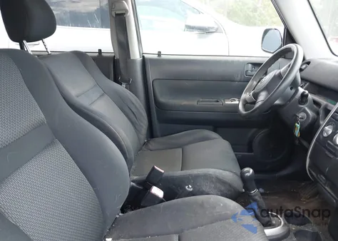 2006 Scion Xb from USA, damaged, VIN JTLKT334764107360